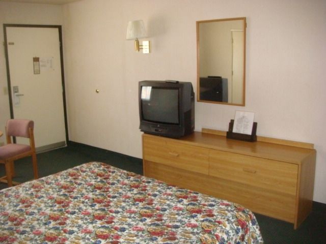 Hotel Economy 2*