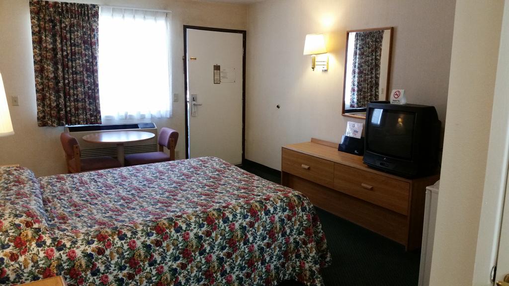 Hotel Economy Los Angeles